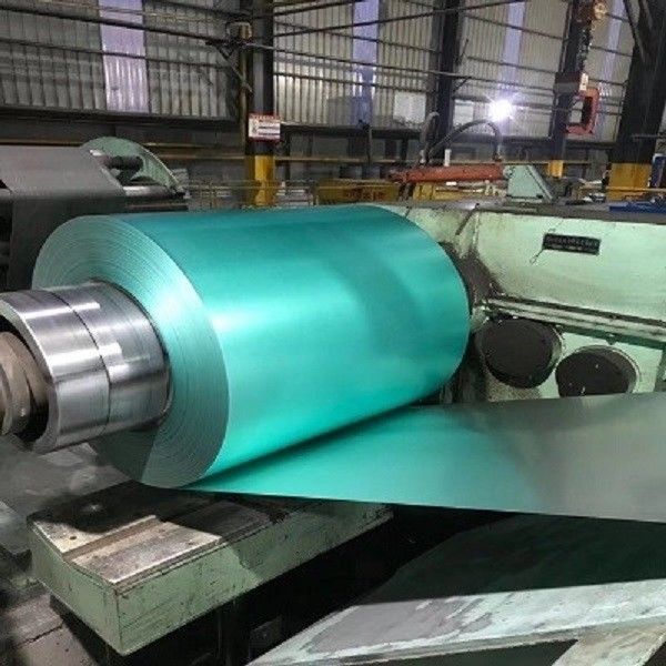 0.12-1.2MM 屋根のシートのための色前塗装のガルバン化鋼コイル